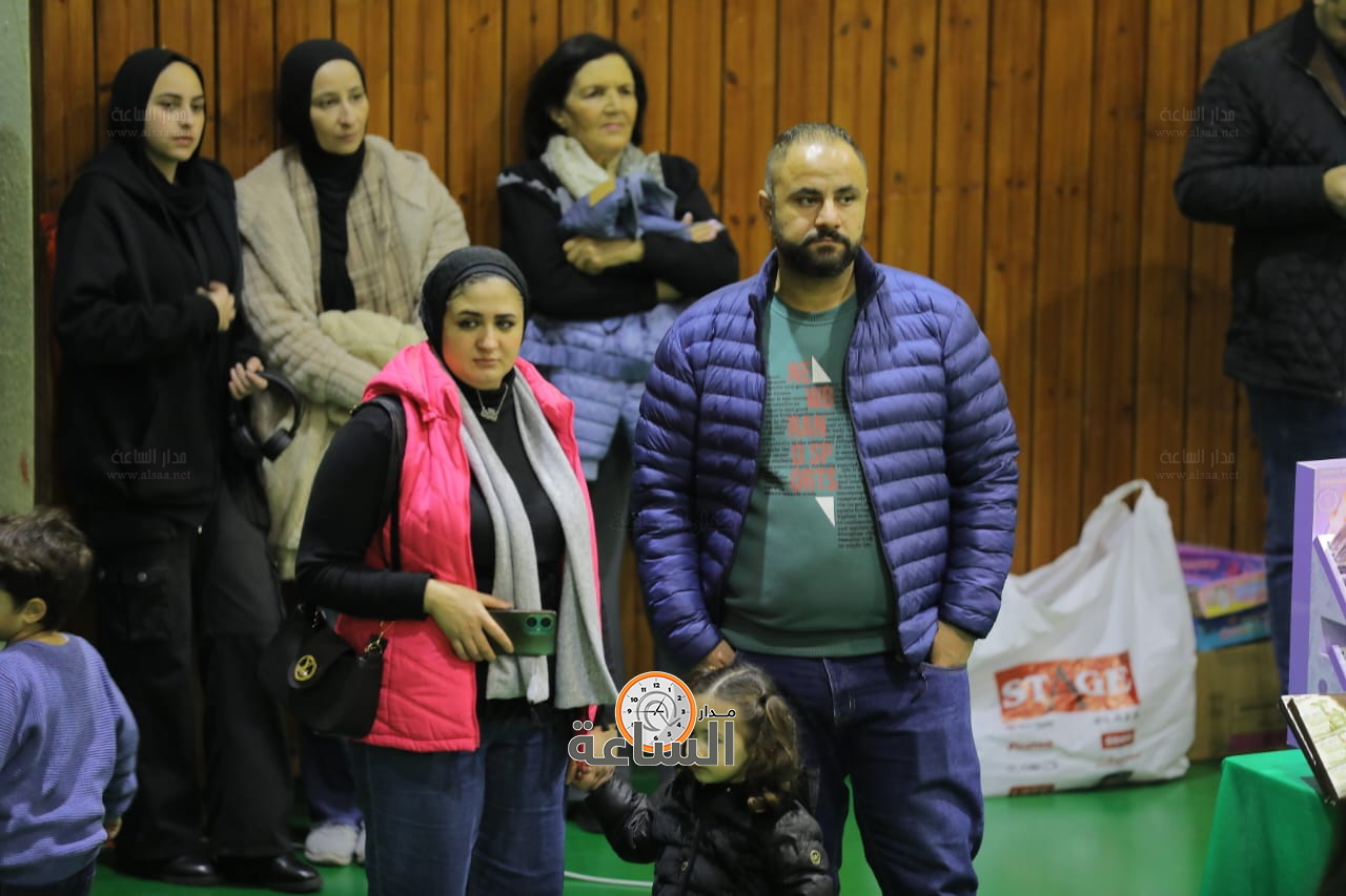 Madar Al-Saa Images 0.4522278449629715