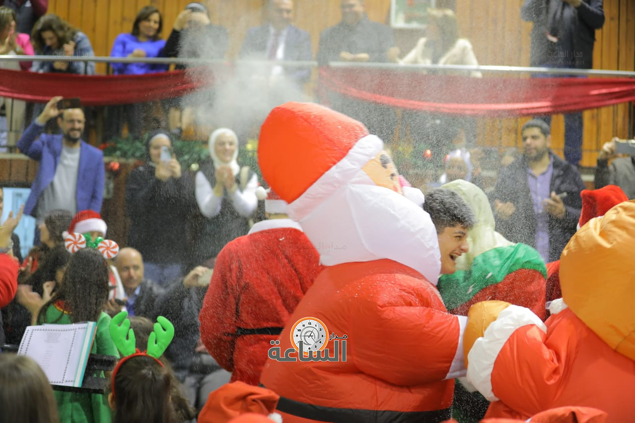 Madar Al-Saa Images 0.657434843921646