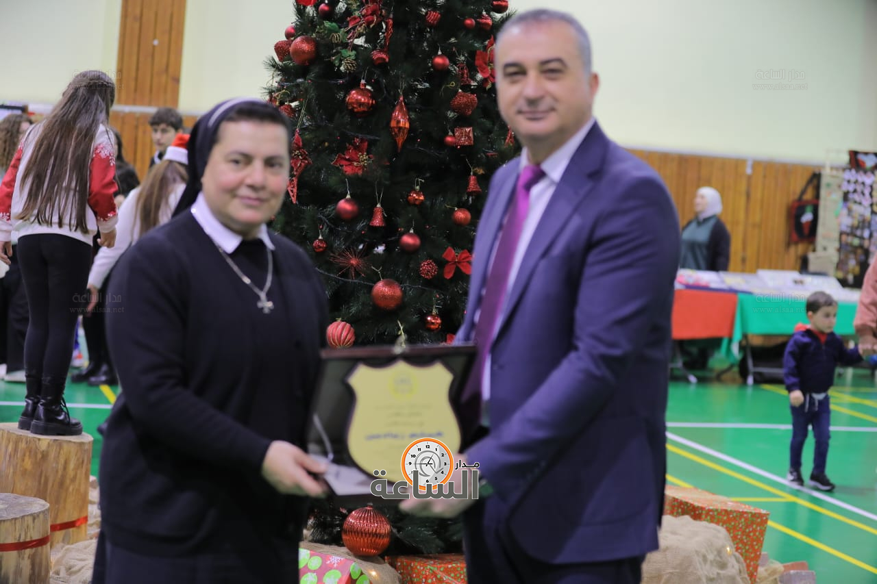 Madar Al-Saa Images 0.8462909318247465