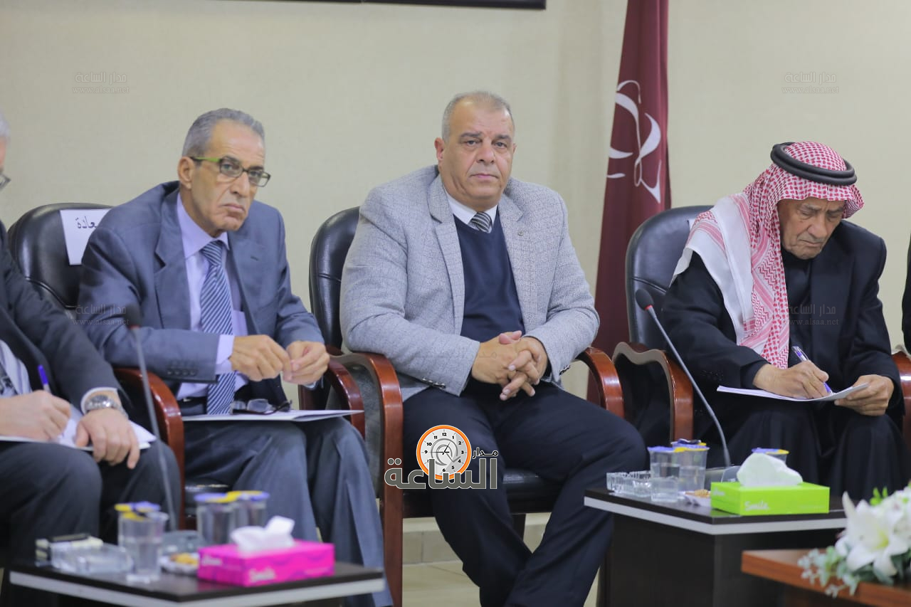 Madar Al-Saa Images 0.44546175313774494