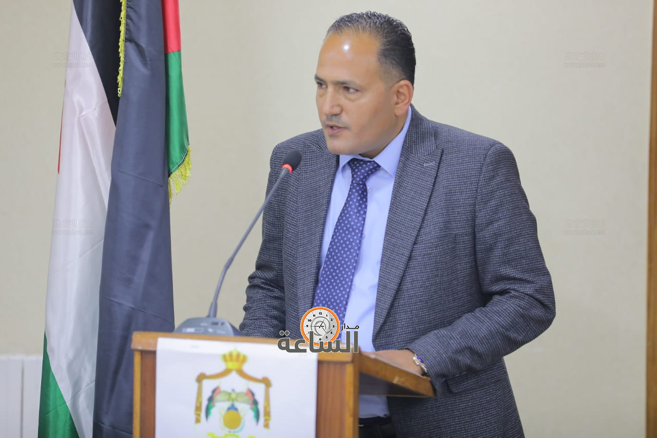 Madar Al-Saa Images 0.08015128136978245