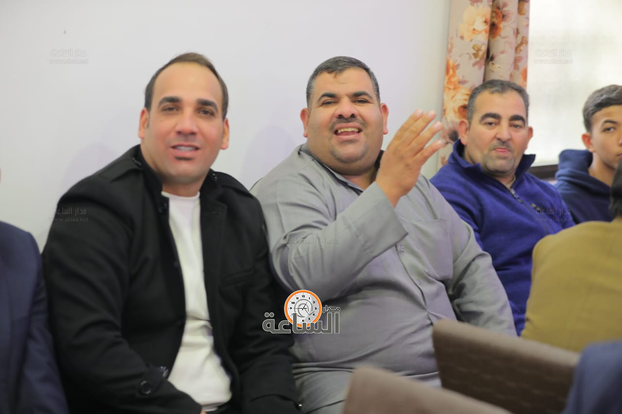 Madar Al-Saa Images 0.7549637379444056