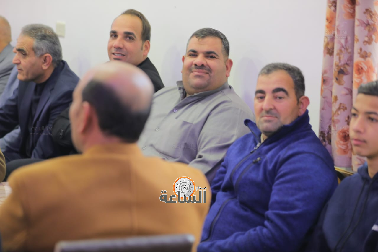 Madar Al-Saa Images 0.9058524781810893