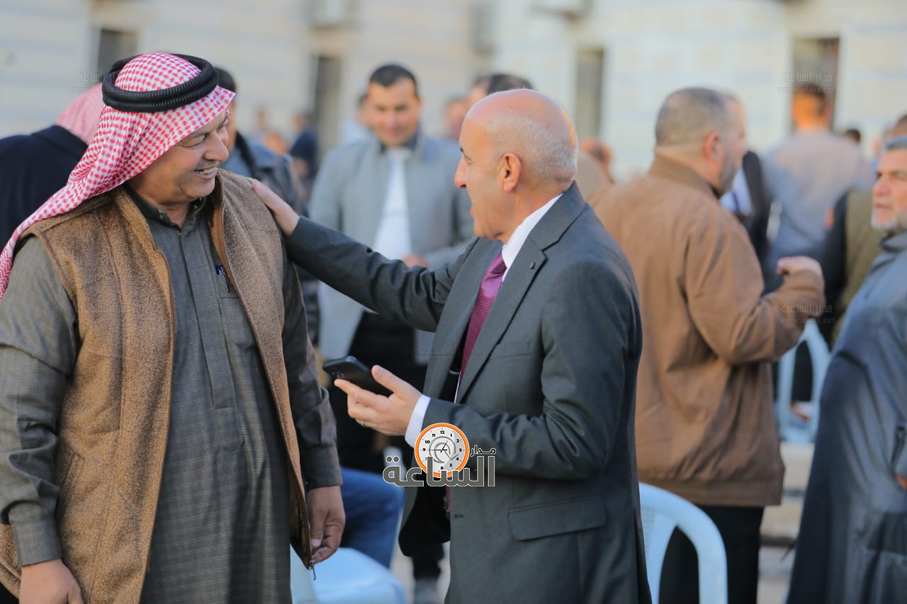 Madar Al-Saa Images 0.9944654400137509