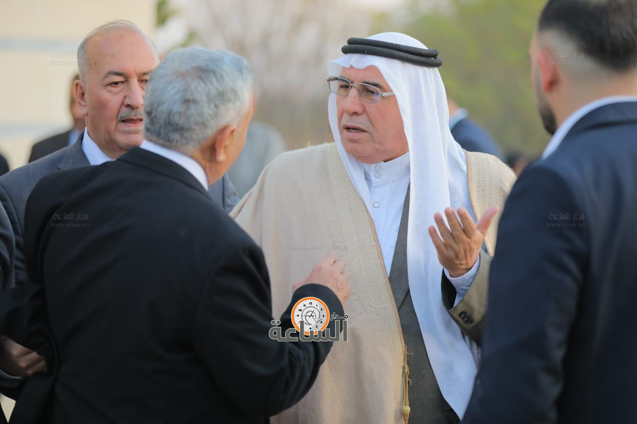 Madar Al-Saa Images 0.23988330834162364