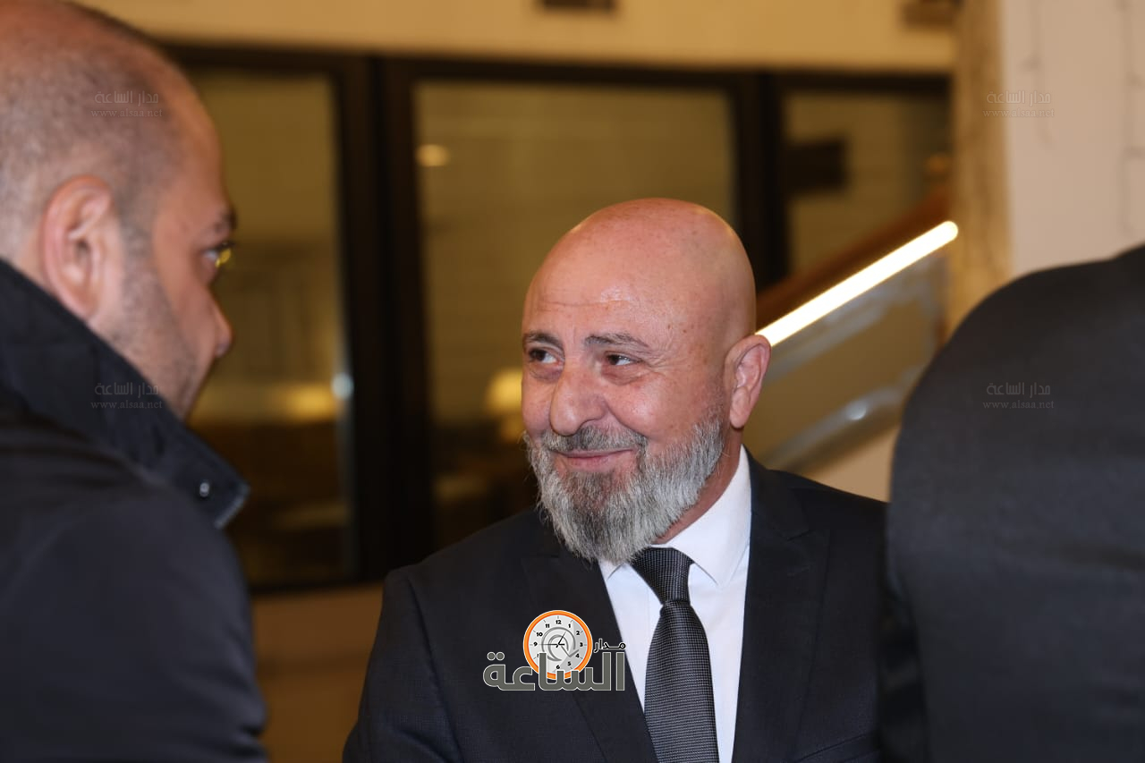 Madar Al-Saa Images 0.985434653797284