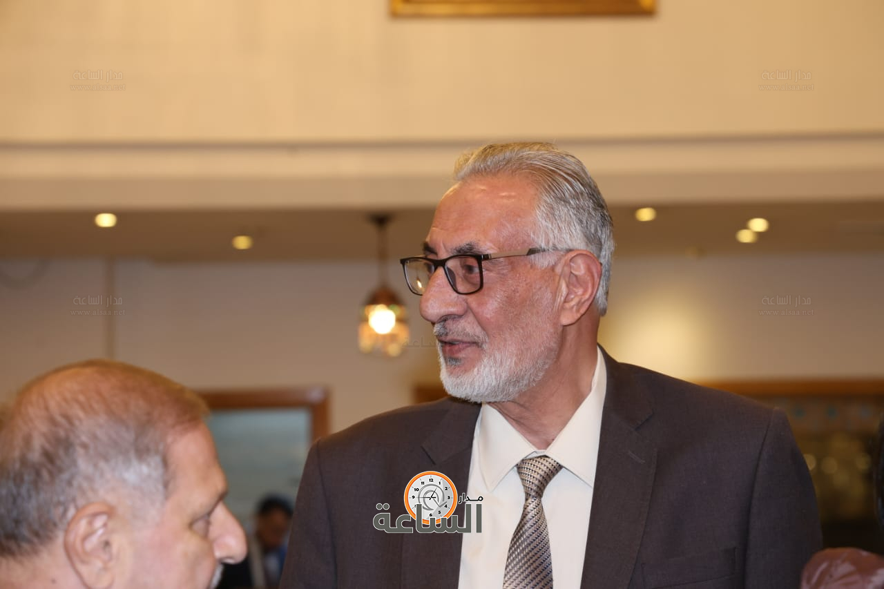 Madar Al-Saa Images 0.595521170613821