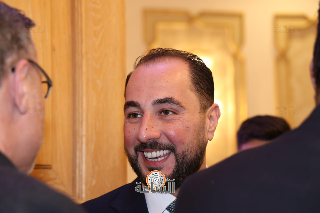 Madar Al-Saa Images 0.9794738493303445