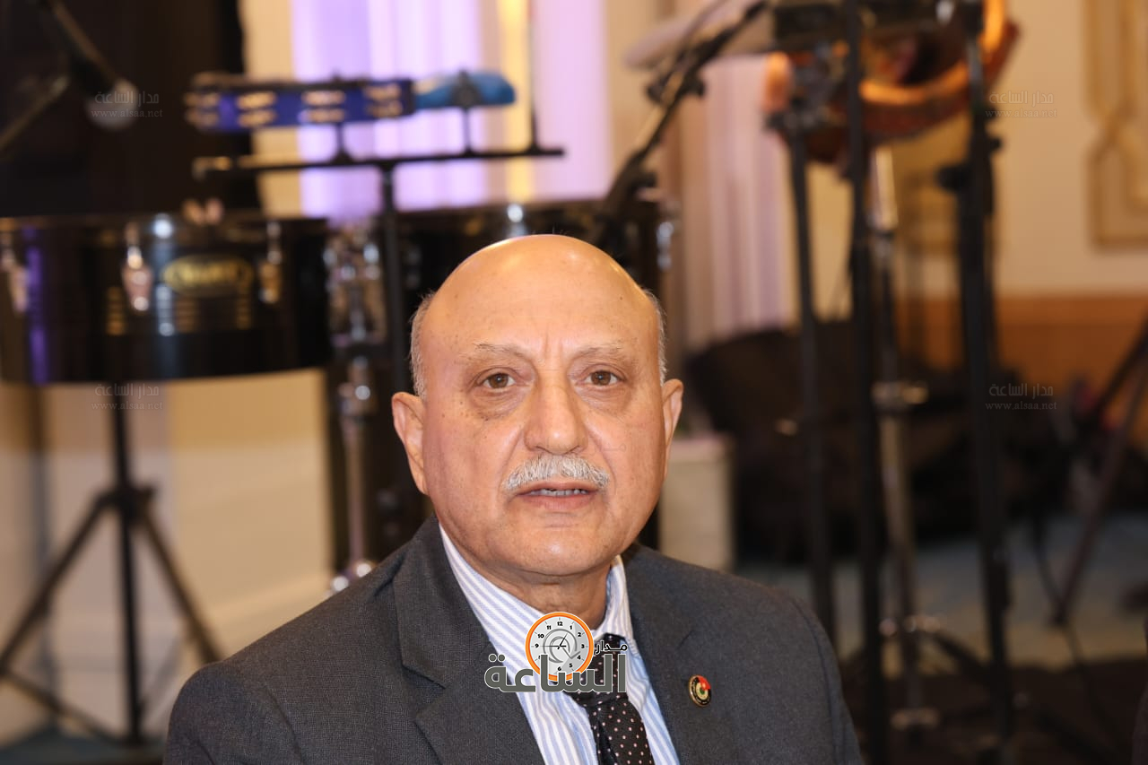 Madar Al-Saa Images 0.16564167044328348