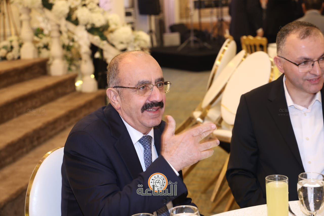 Madar Al-Saa Images 0.9820623433921292