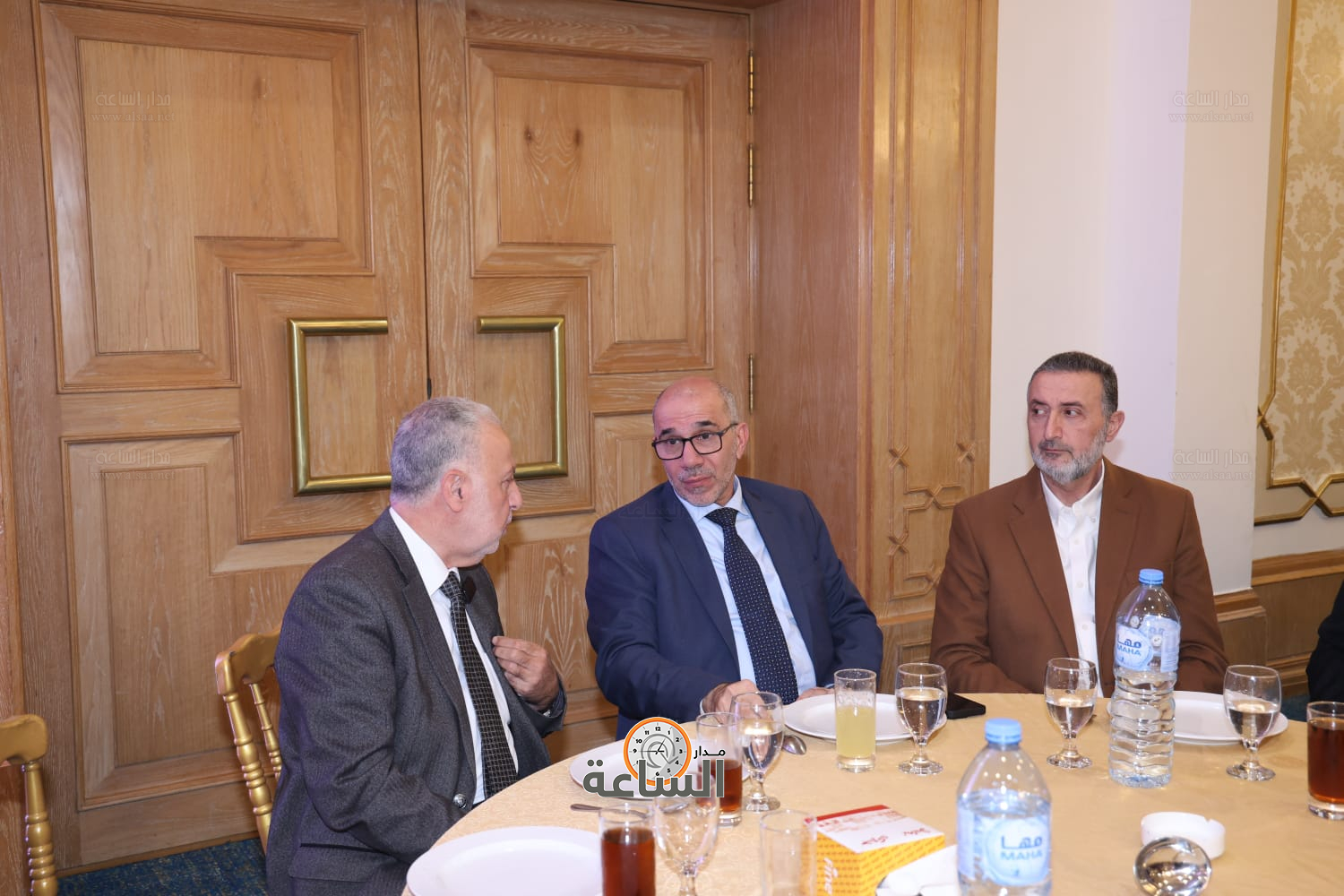 Madar Al-Saa Images 0.1516167152363852