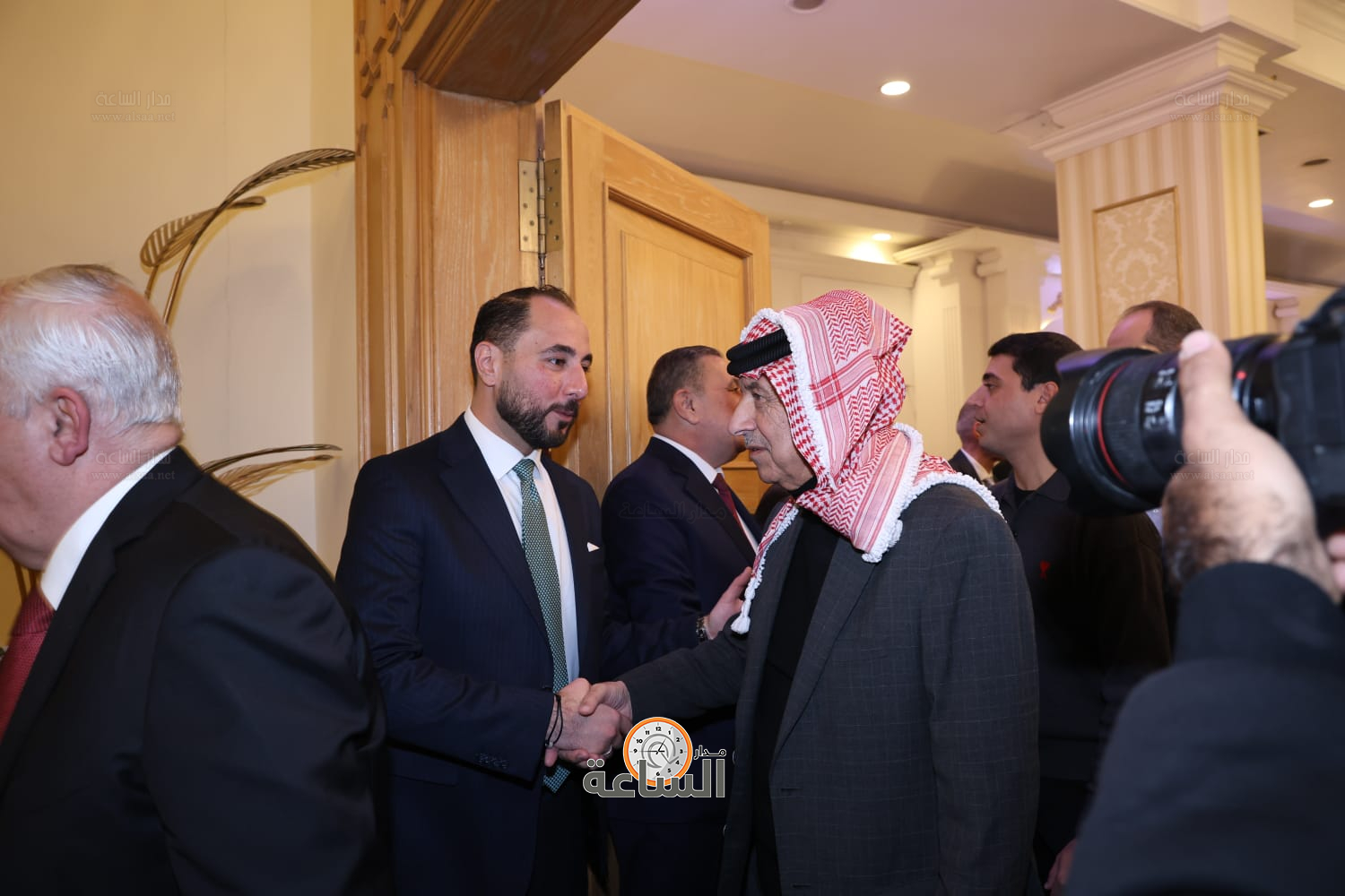 Madar Al-Saa Images 0.8805430256759847