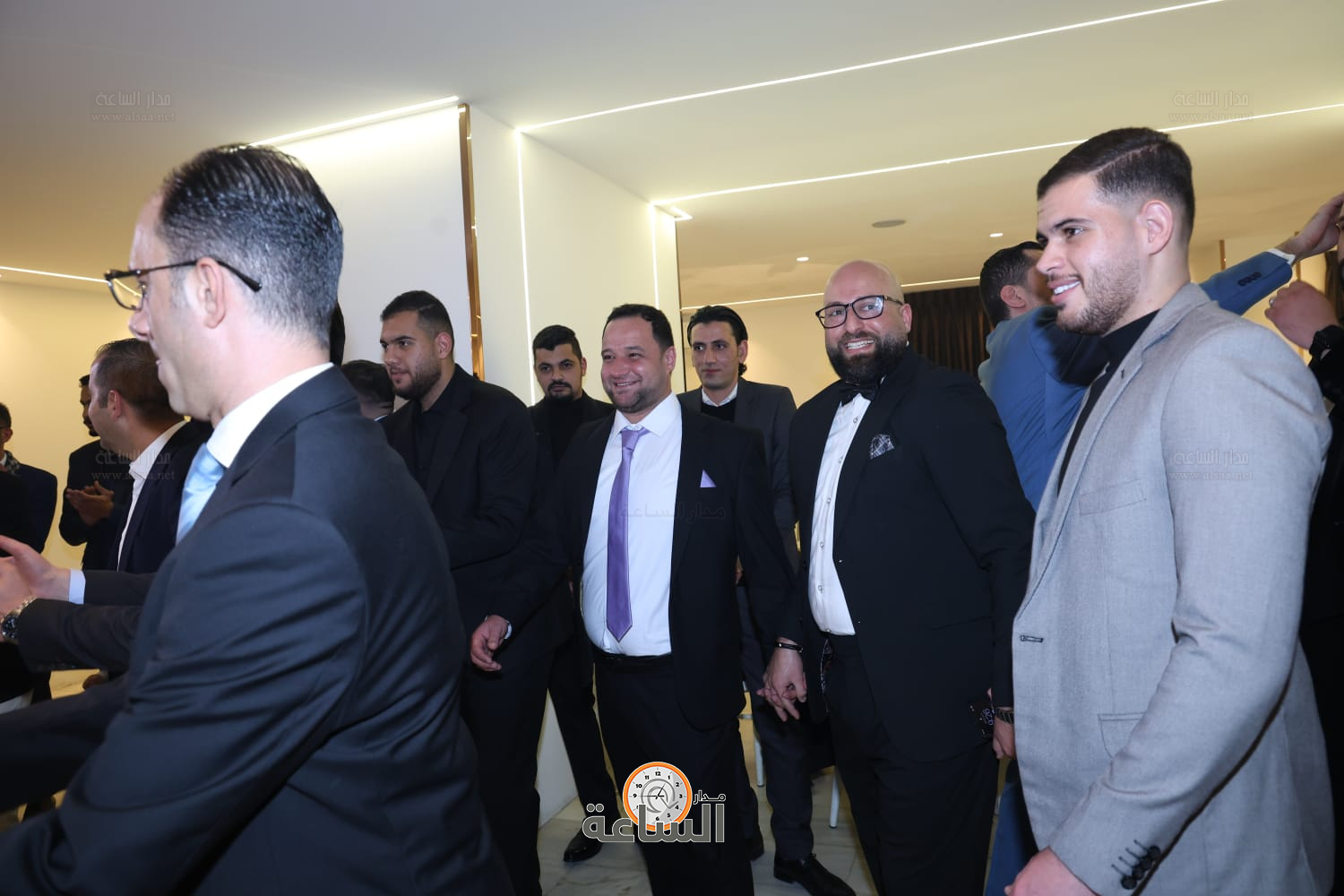 Madar Al-Saa Images 0.7559474635864767