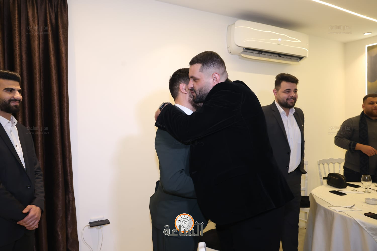 Madar Al-Saa Images 0.9793750511641017