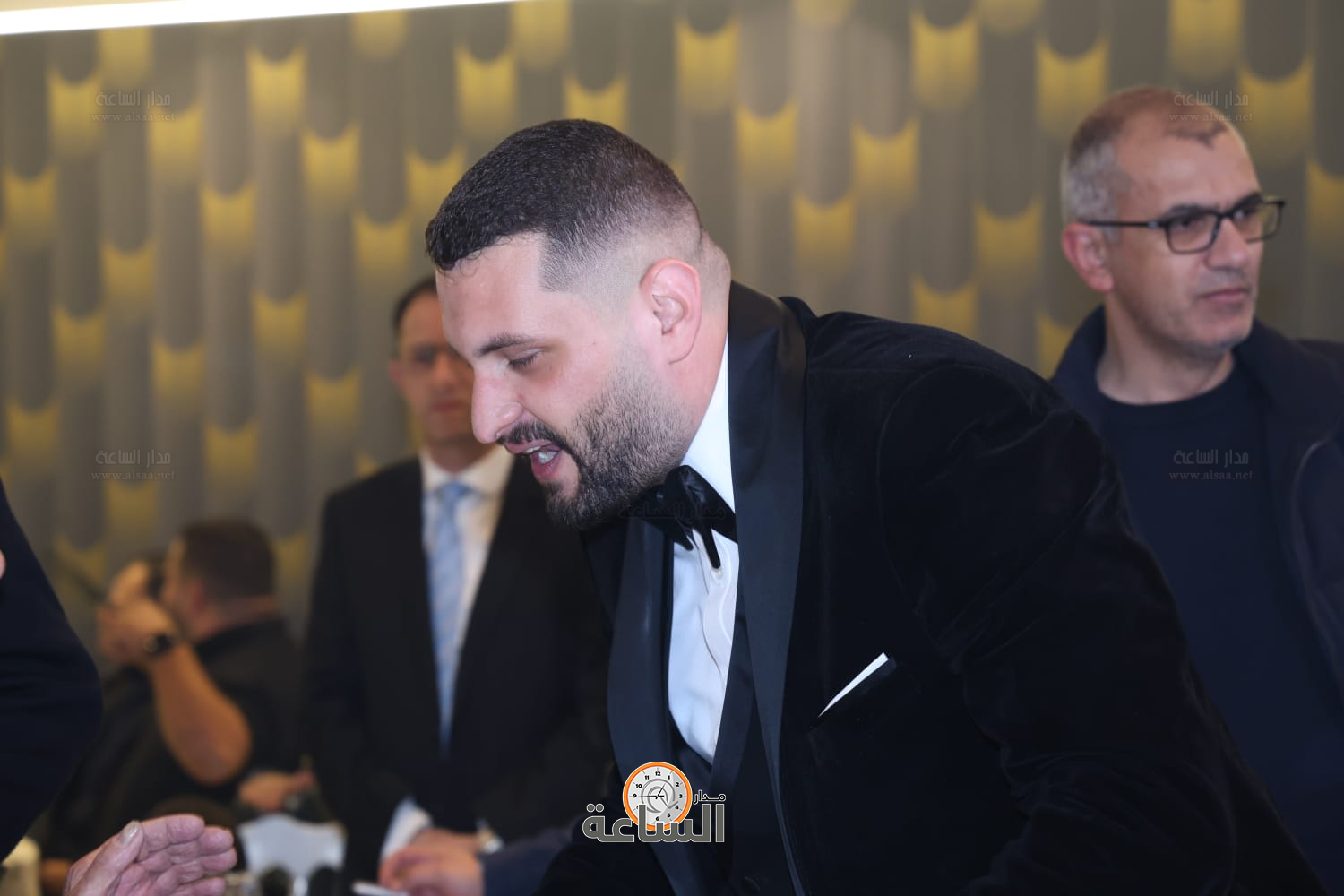 Madar Al-Saa Images 0.33082135090924125