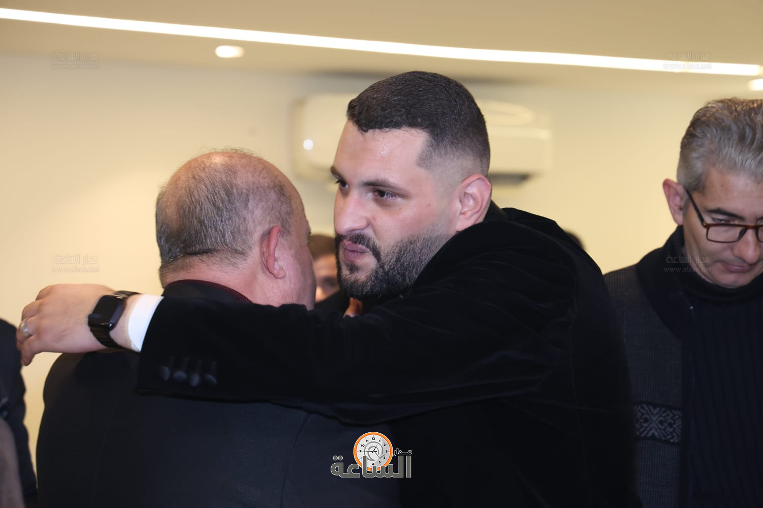 Madar Al-Saa Images 0.6714882324903864