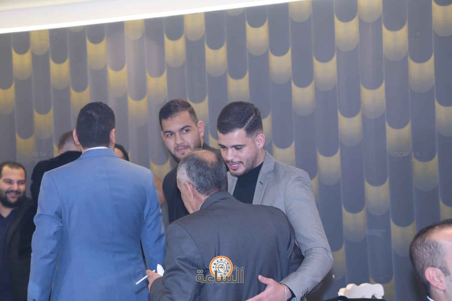 Madar Al-Saa Images 0.607409676164733