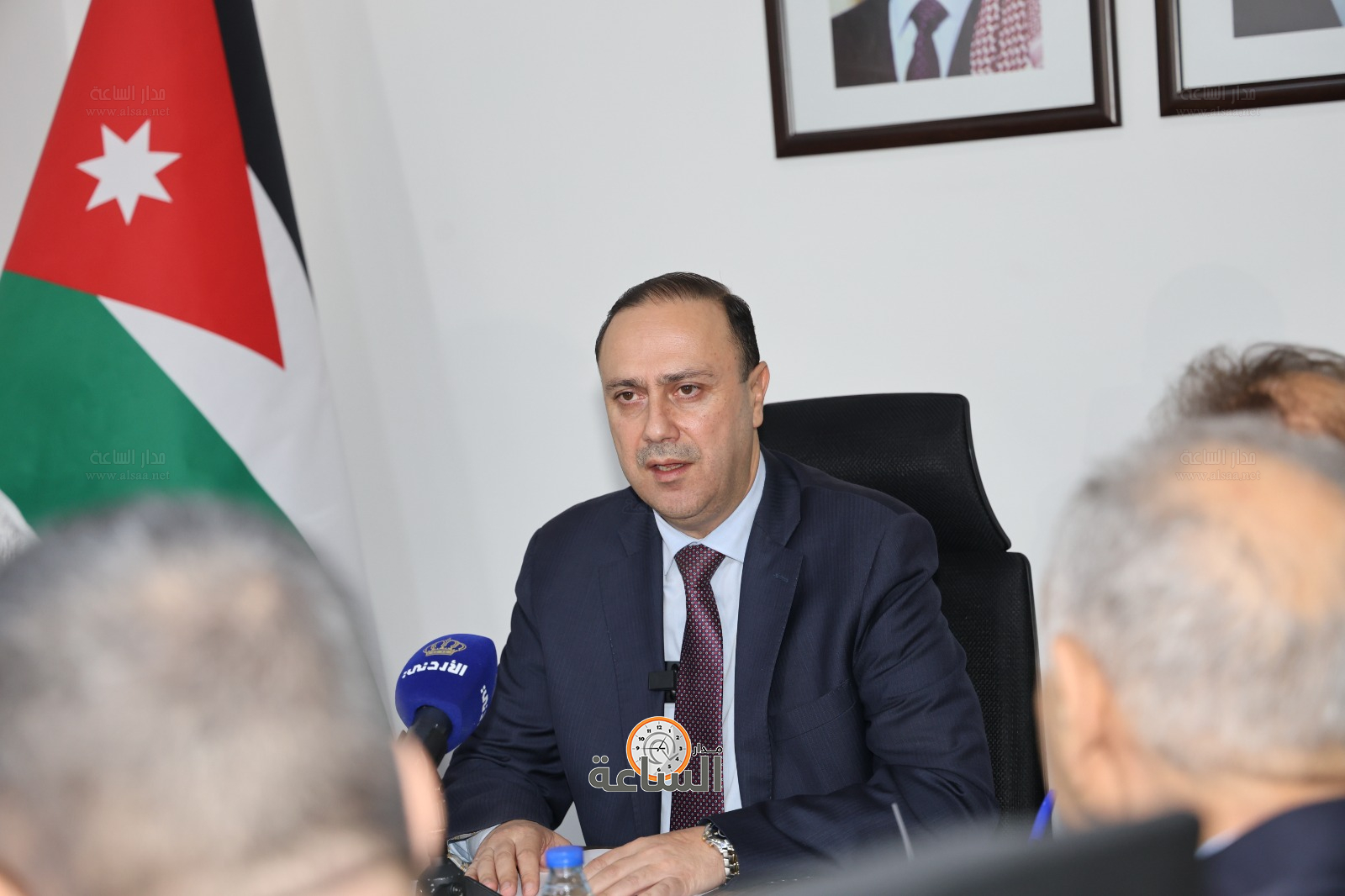 Madar Al-Saa Images 0.8052706898250972