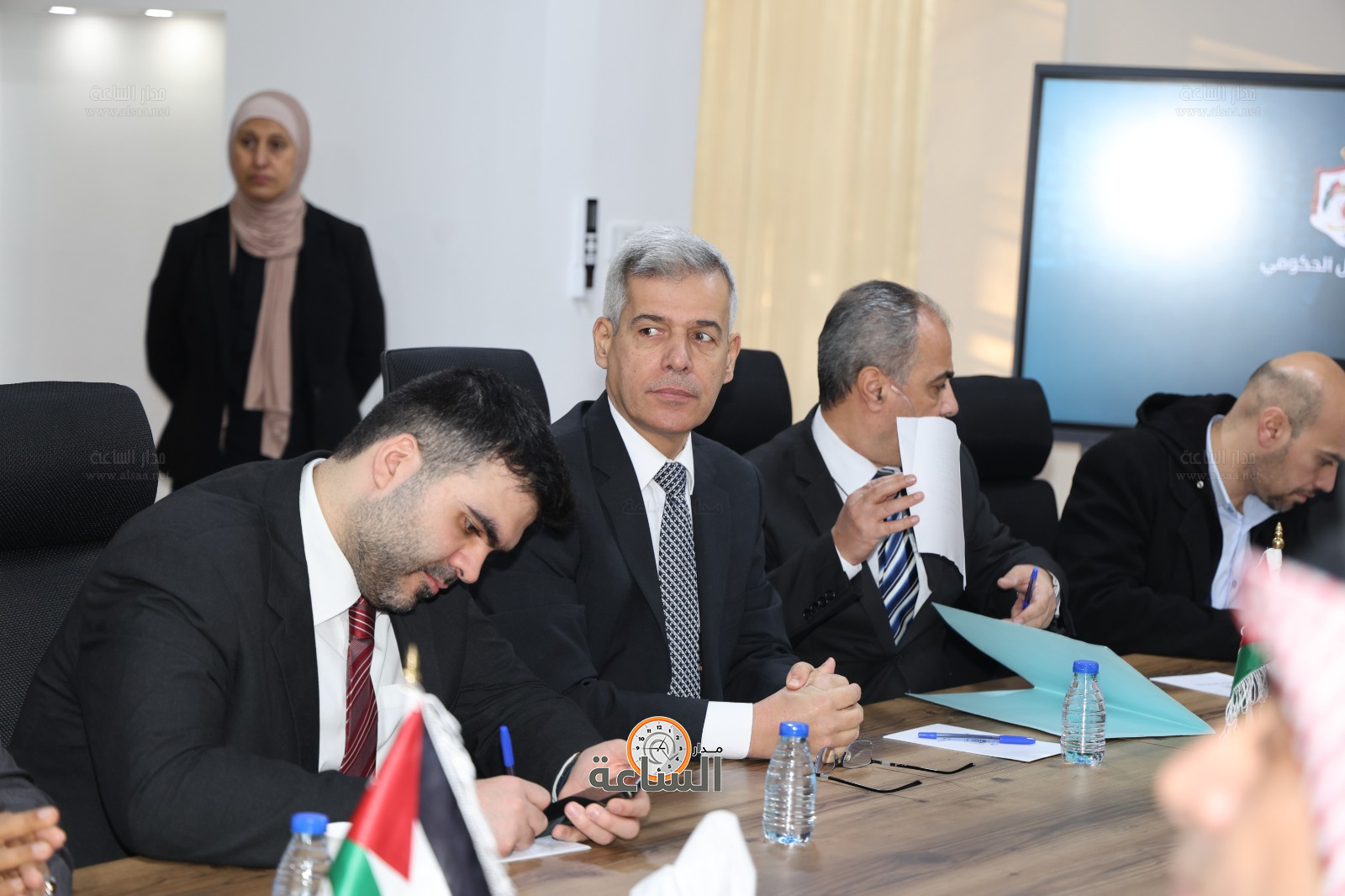 Madar Al-Saa Images 0.11062998563558946