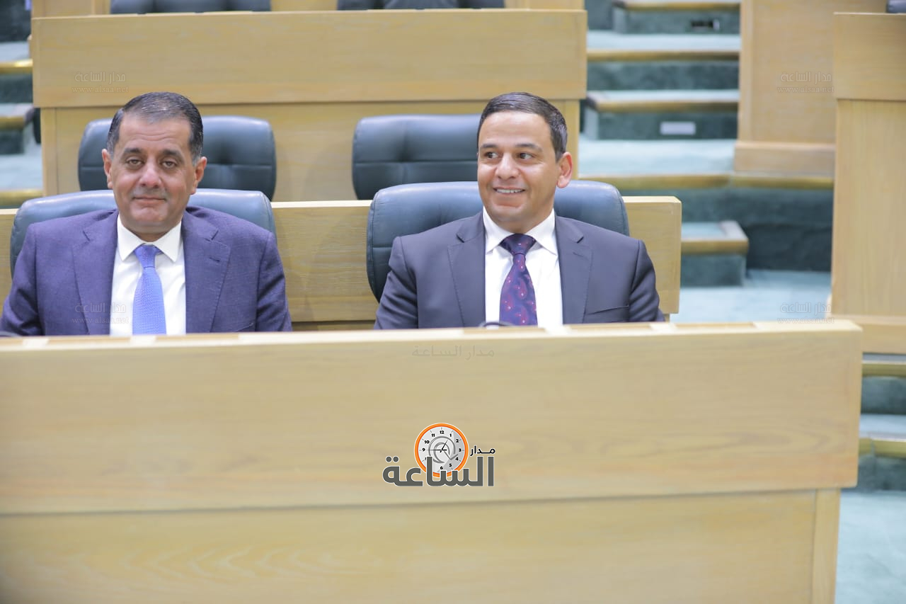 Madar Al-Saa Images 0.49446261189457164