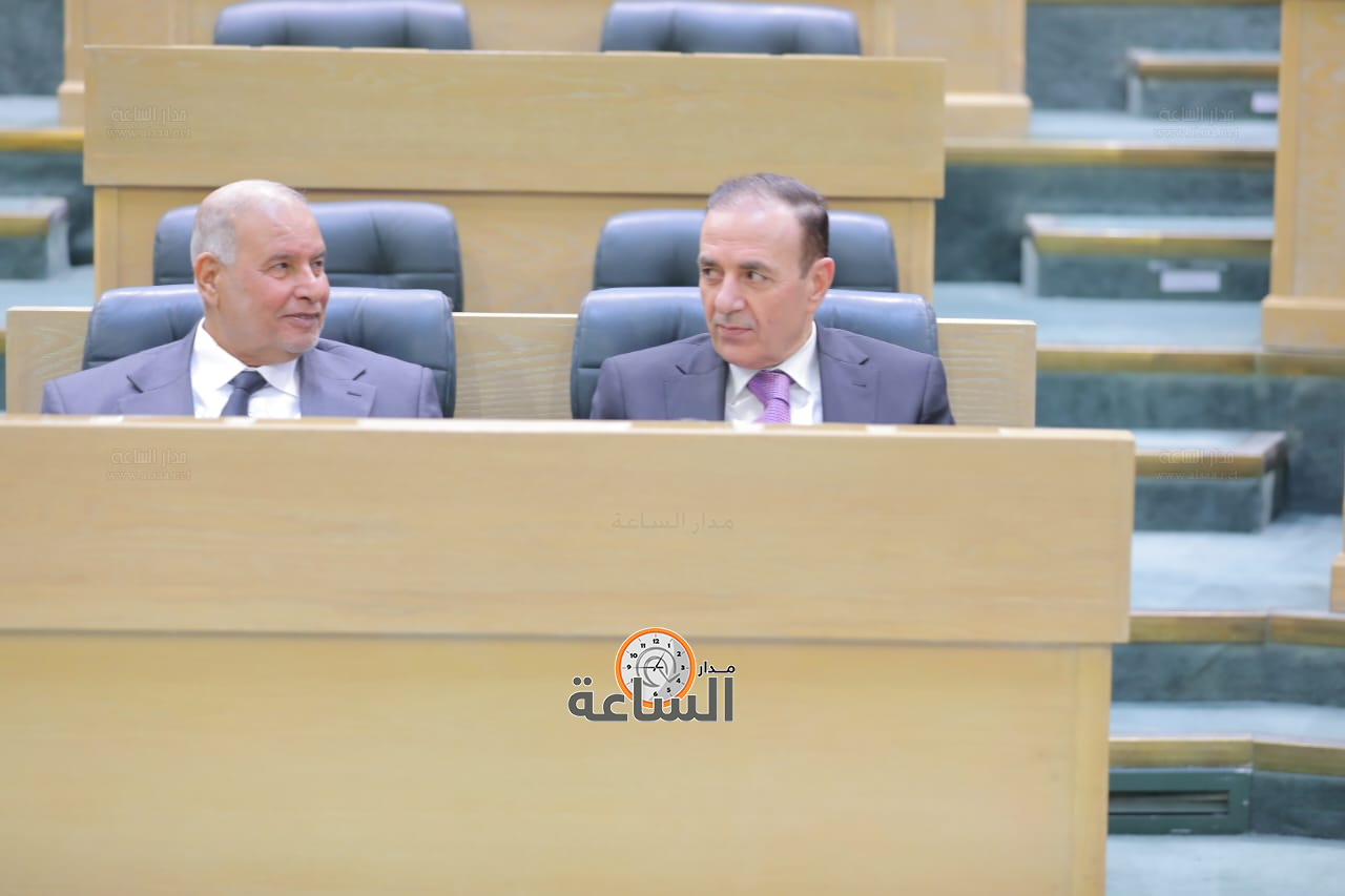 Madar Al-Saa Images 0.014794747490350924