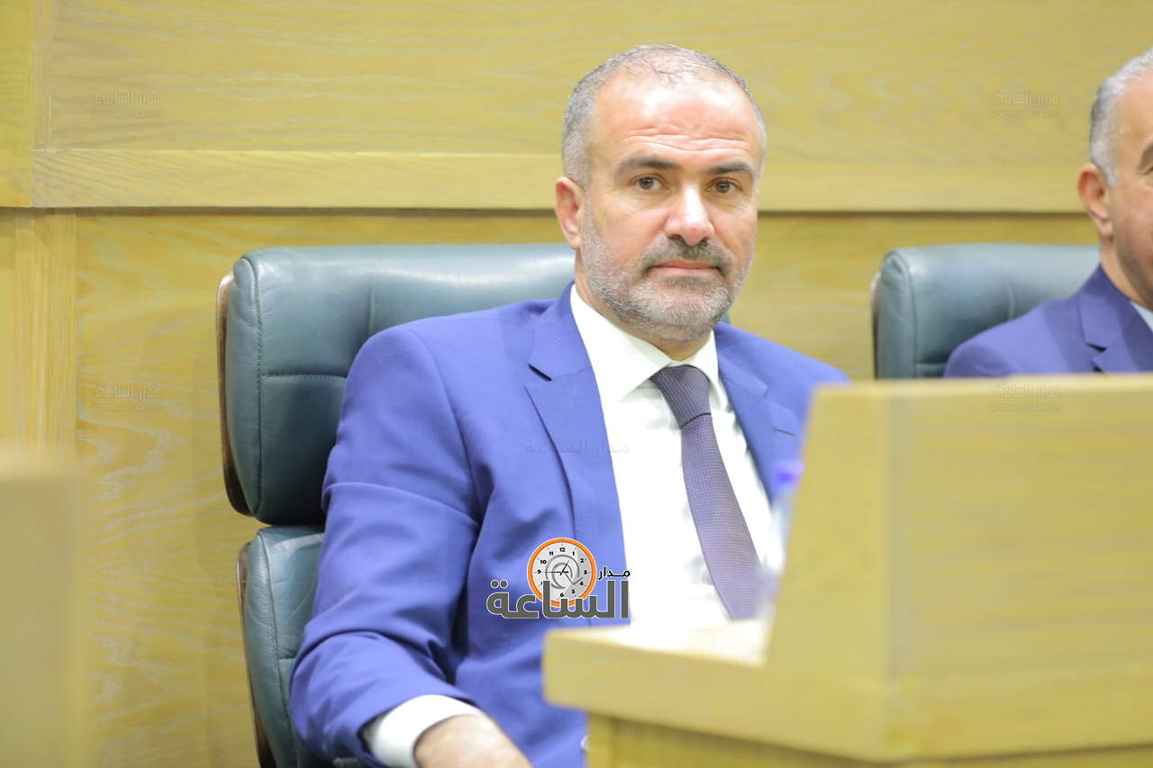 Madar Al-Saa Images 0.4675201212752538