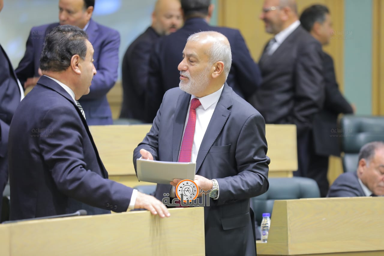 Madar Al-Saa Images 0.9184889654276793