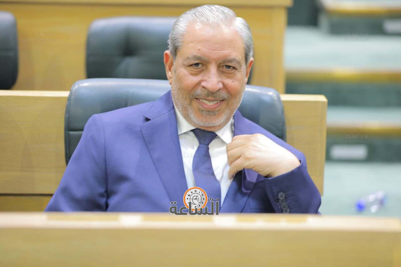 Madar Al-Saa Images 0.9843353147329836