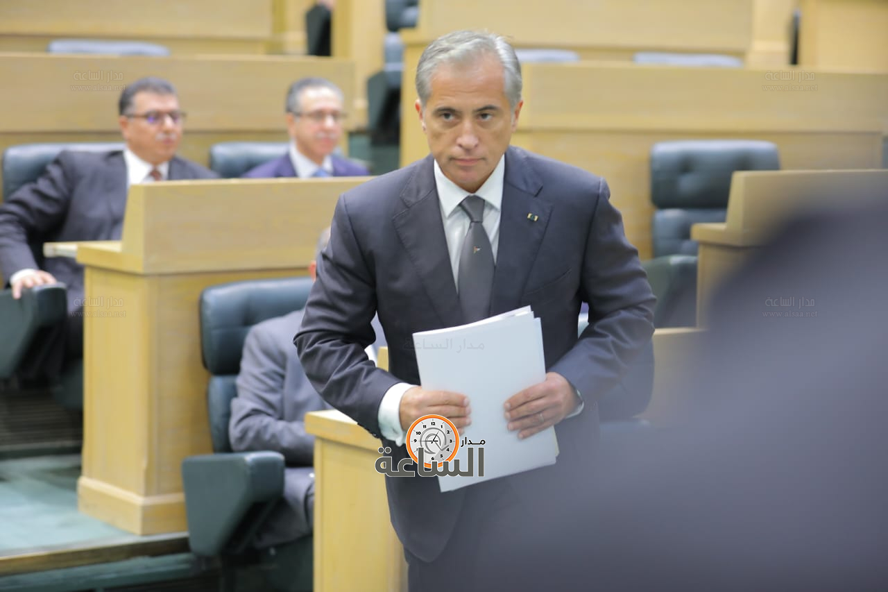 Madar Al-Saa Images 0.9291955081937622