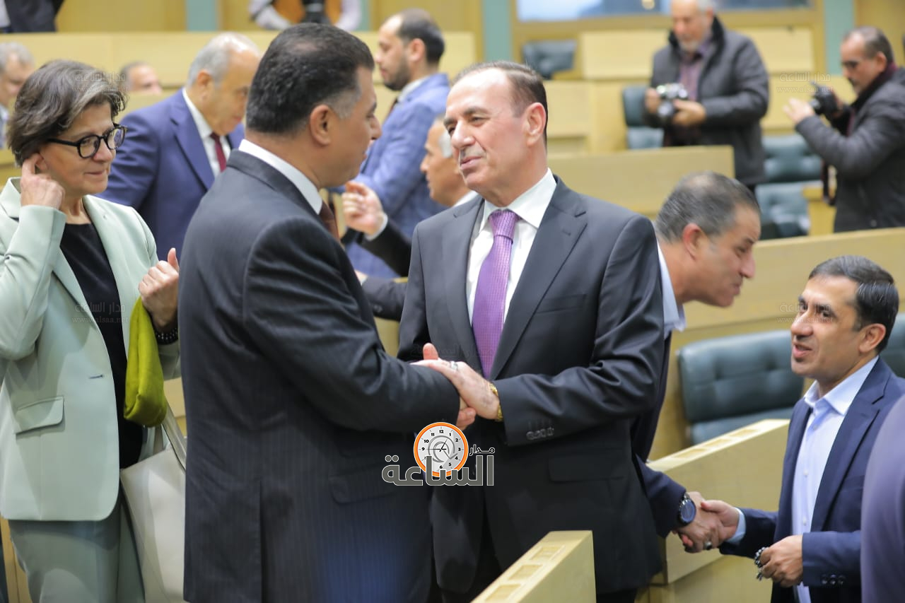 Madar Al-Saa Images 0.9209200002798812