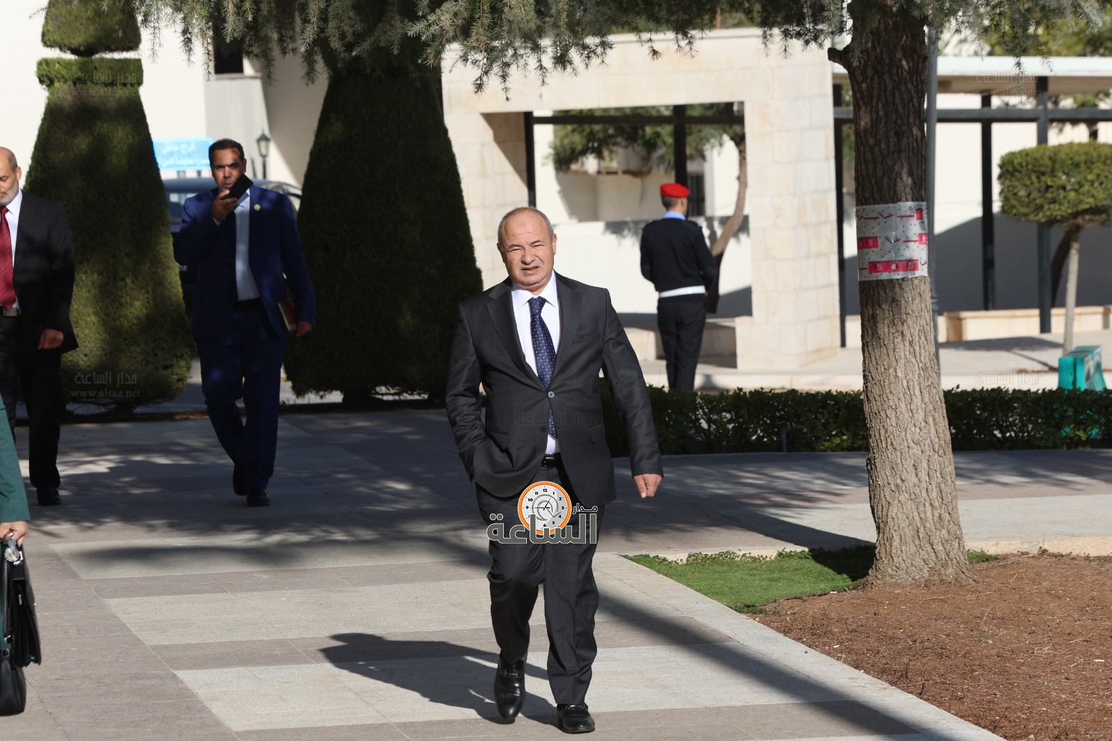 Madar Al-Saa Images 0.0741138198034117