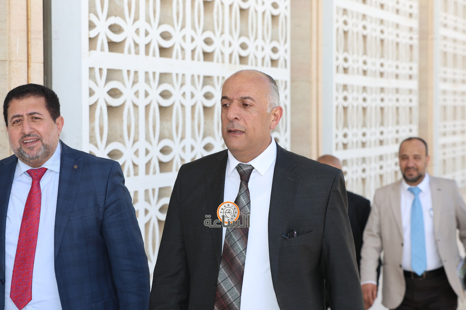 Madar Al-Saa Images 0.5901508755512952