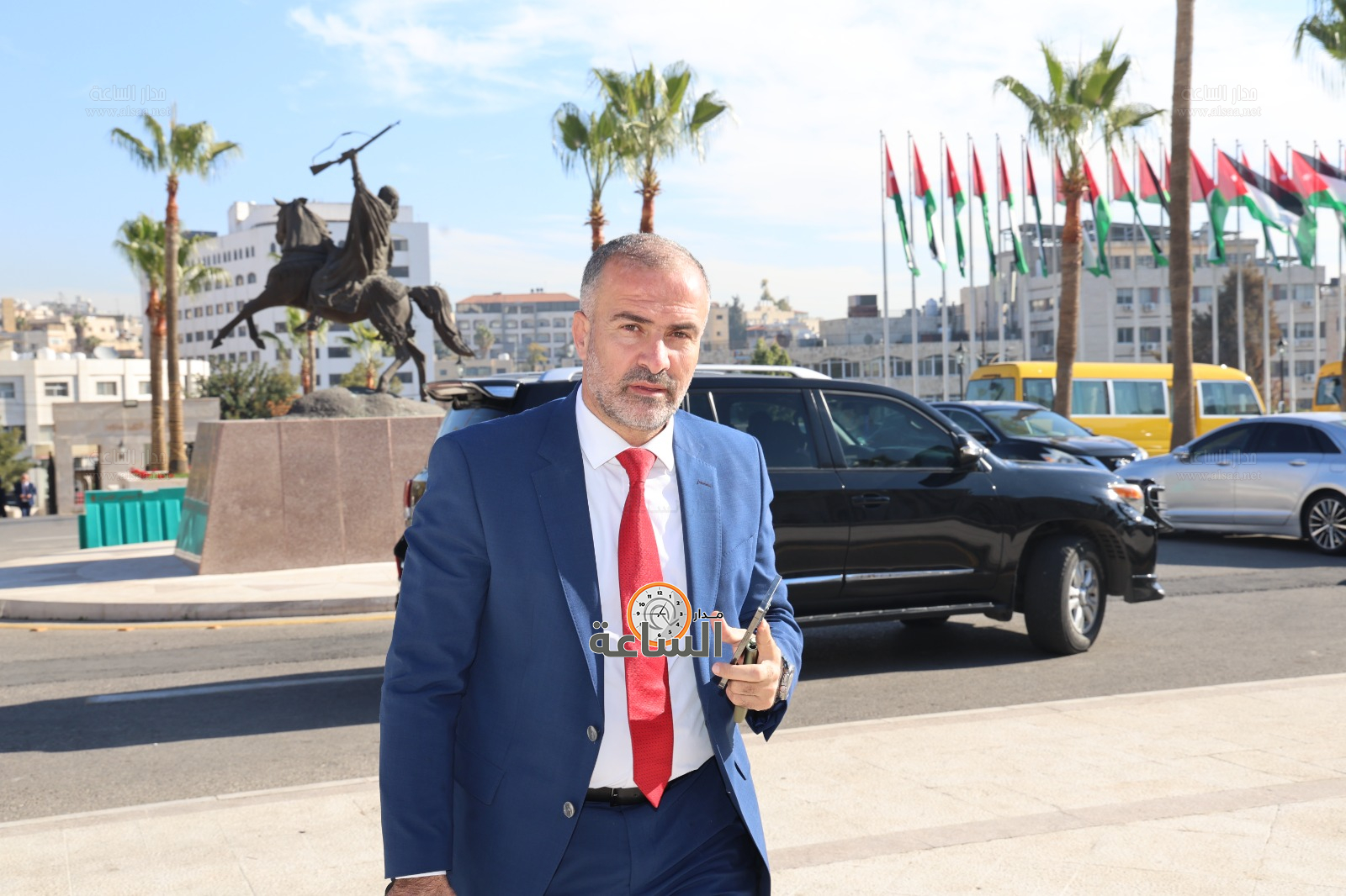 Madar Al-Saa Images 0.8917107088174809