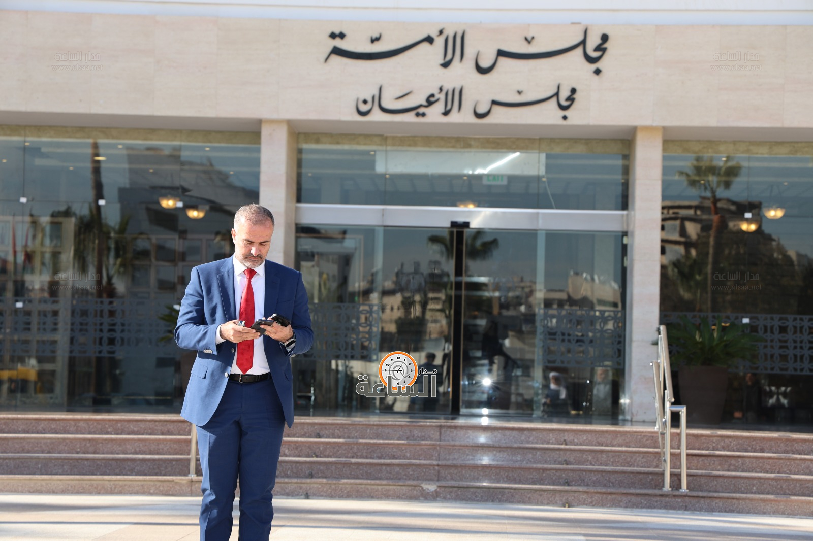 Madar Al-Saa Images 0.10947481584709529