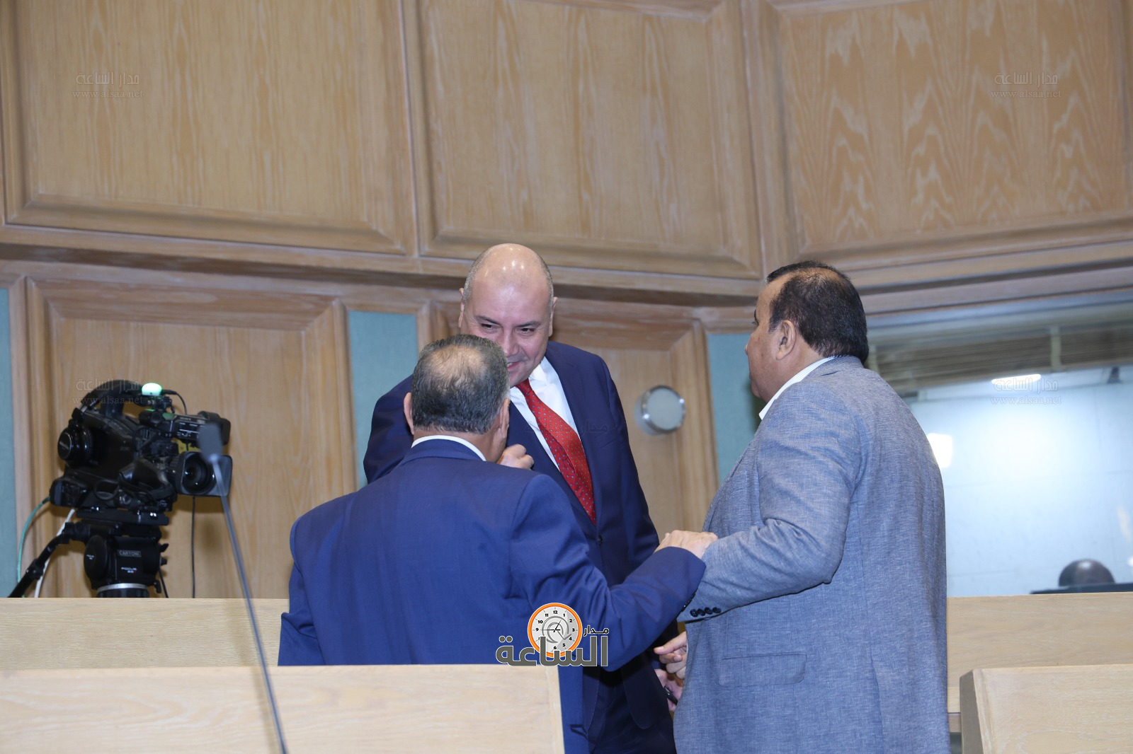 Madar Al-Saa Images 0.5770975555925397