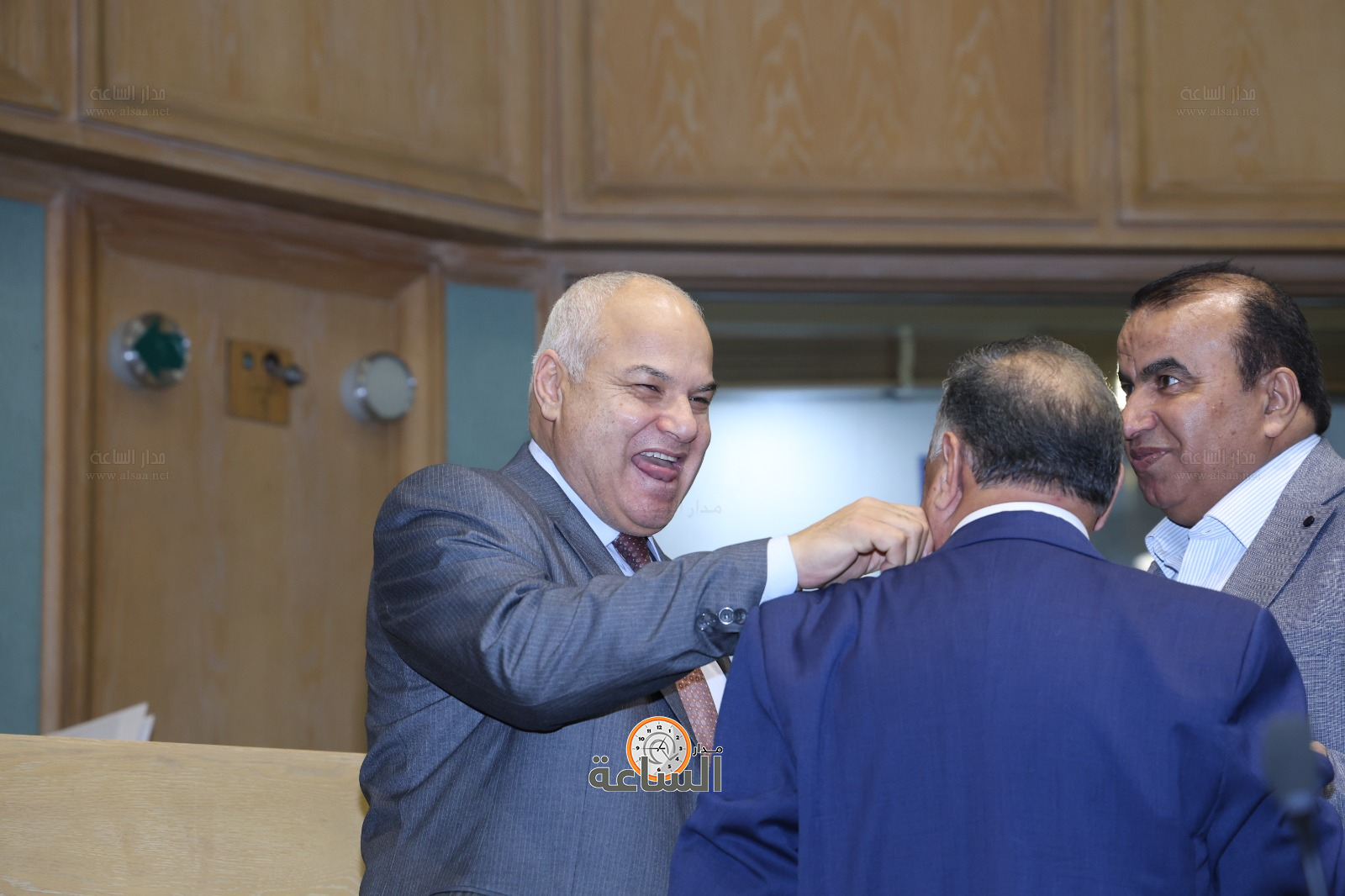 Madar Al-Saa Images 0.9195892851525966