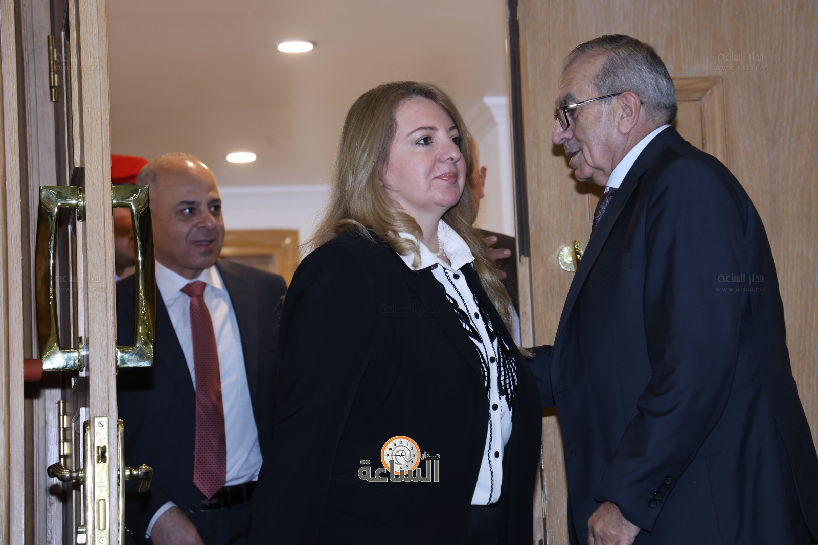 Madar Al-Saa Images 0.5840418179312938