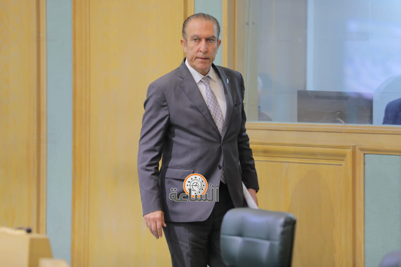 Madar Al-Saa Images 0.32019641792615605