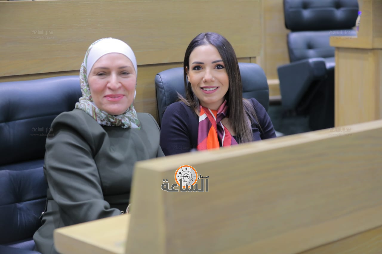 Madar Al-Saa Images 0.3402811303856408