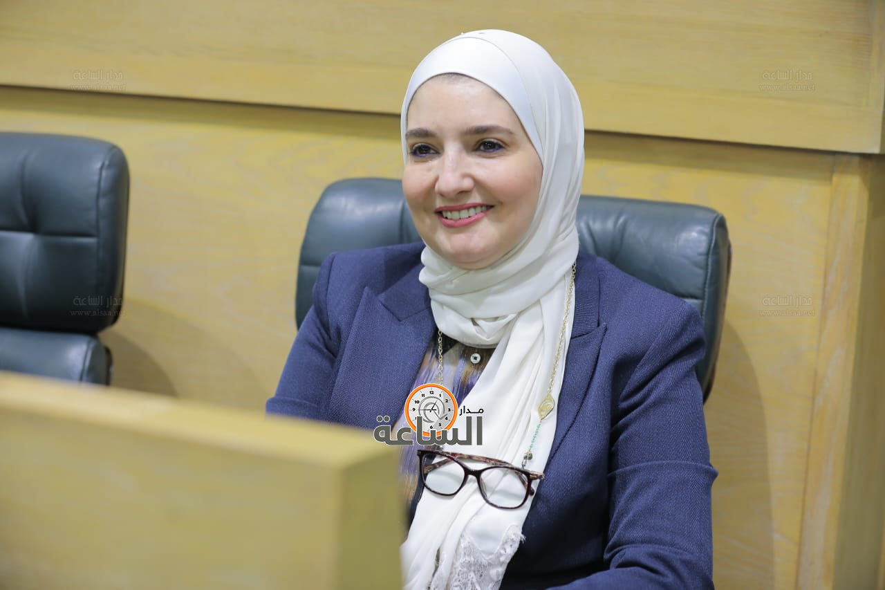 Madar Al-Saa Images 0.49098265262051455