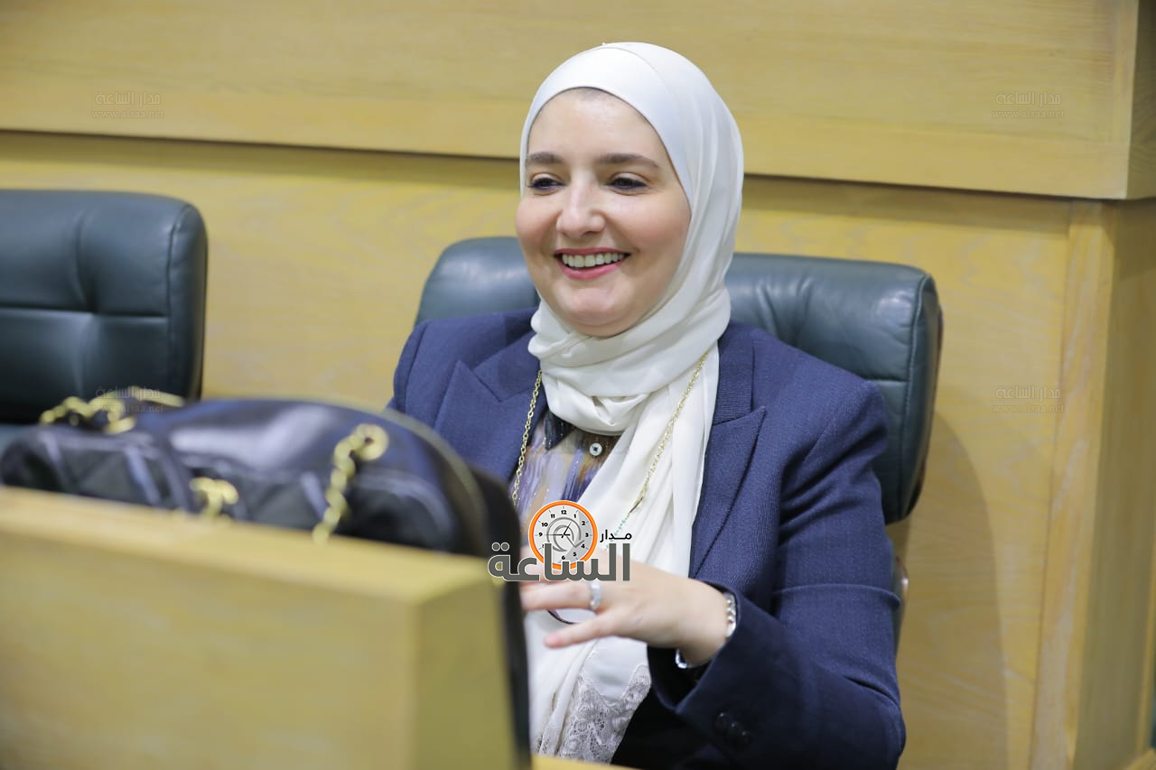 Madar Al-Saa Images 0.8496303200026643