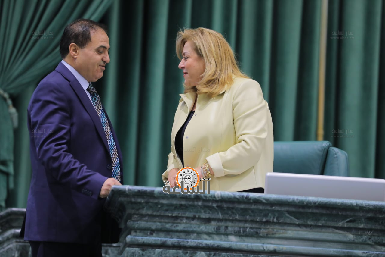 Madar Al-Saa Images 0.7765601796526196