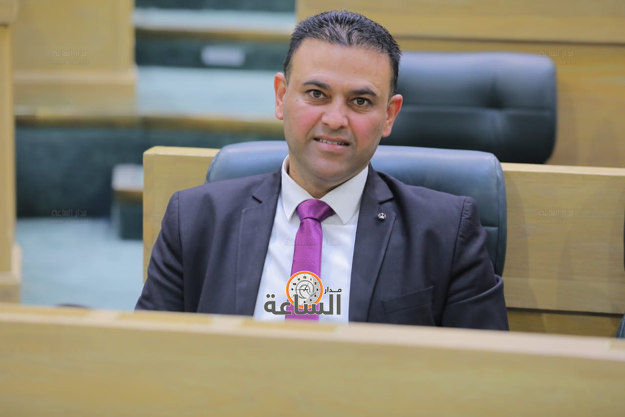 Madar Al-Saa Images 0.4683683611294105