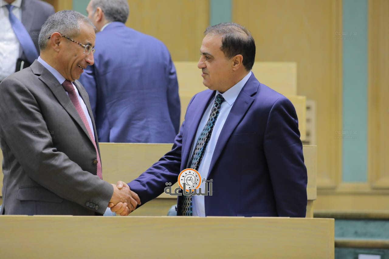 Madar Al-Saa Images 0.33665839774593875