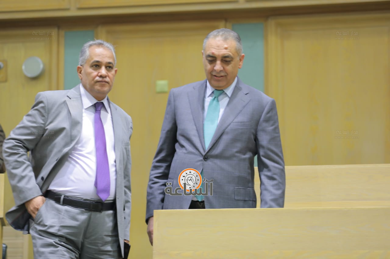 Madar Al-Saa Images 0.10386424282681839