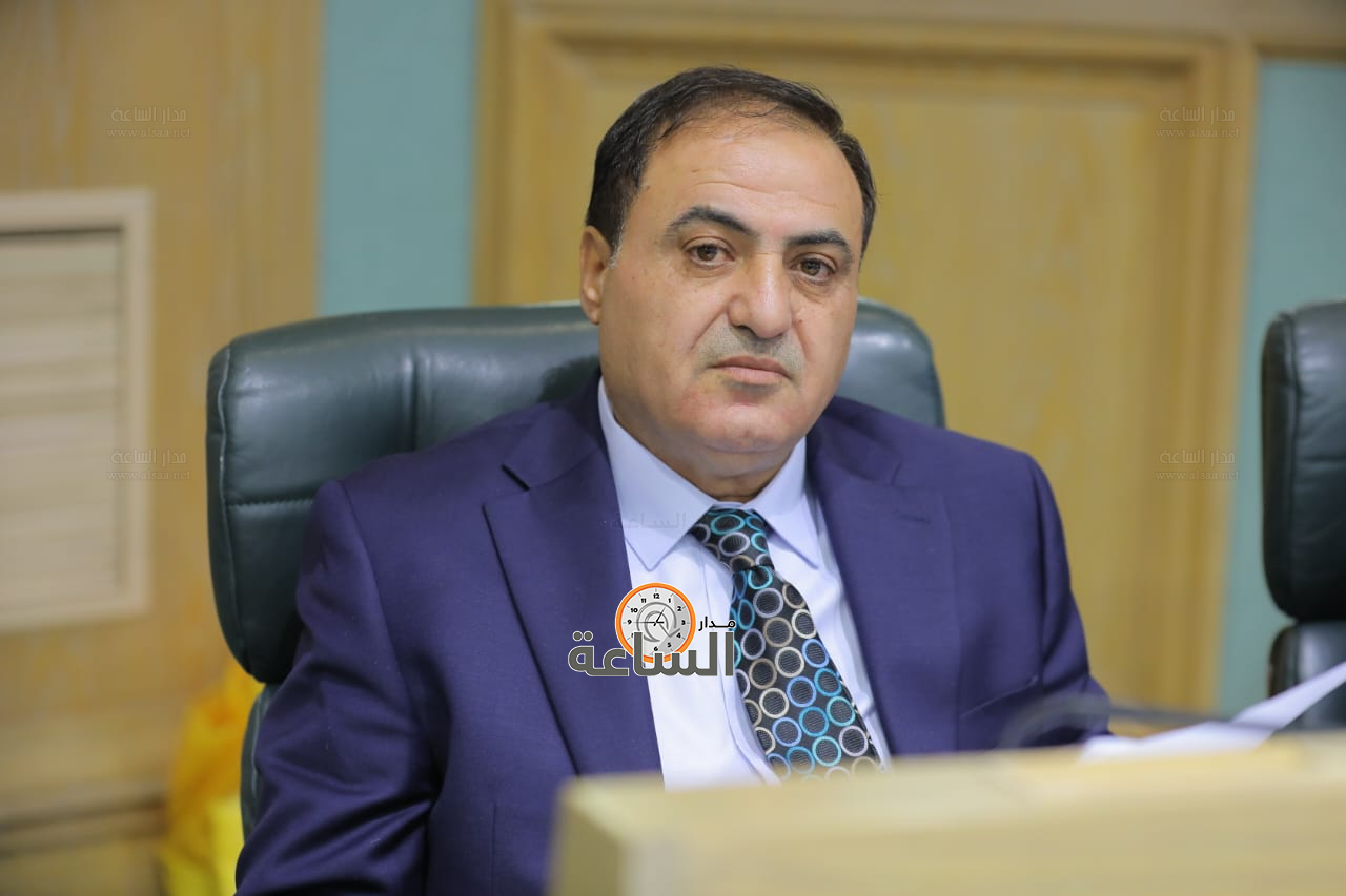 Madar Al-Saa Images 0.74471734306416