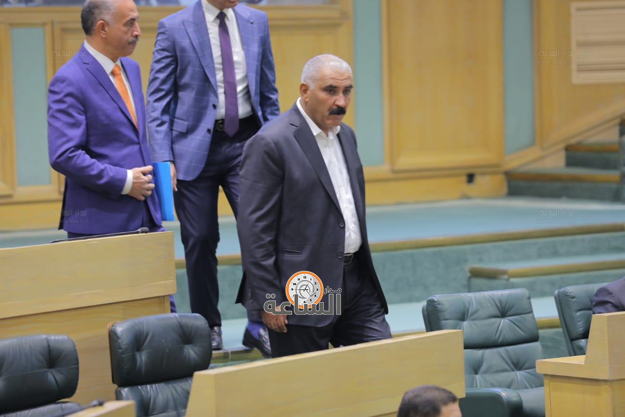 Madar Al-Saa Images 0.8160534729148989