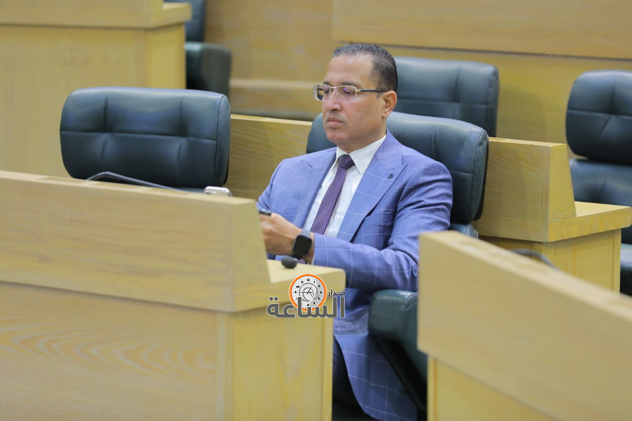 Madar Al-Saa Images 0.9527338591360395