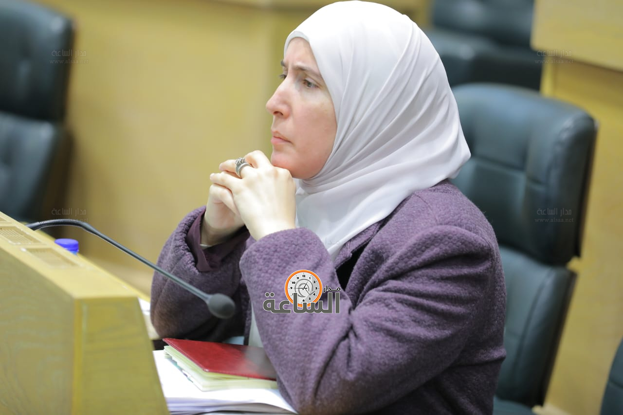 Madar Al-Saa Images 0.6268213732119239