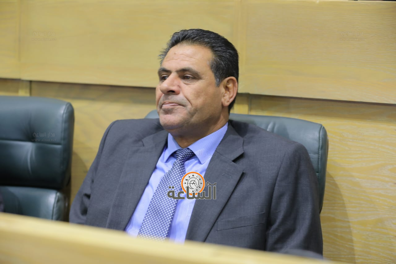 Madar Al-Saa Images 0.5842716524525937